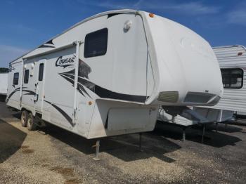  Salvage Coug 5th Wheel