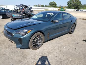  Salvage Kia Stinger