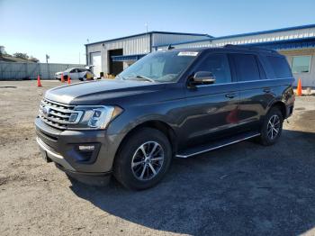  Salvage Ford Expedition