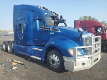  Salvage Kenworth Constructi