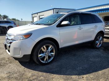  Salvage Ford Edge