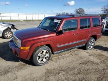  Salvage Jeep Commander