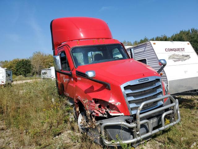  Salvage Freightliner Cascadia 1