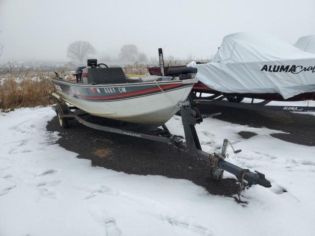  Salvage Tracker Boat