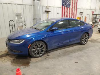  Salvage Chrysler 200