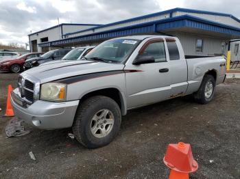  Salvage Dodge Dakota