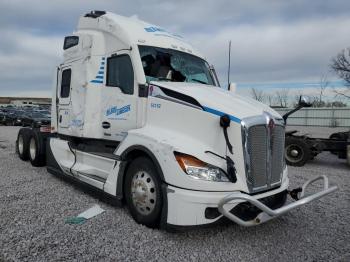  Salvage Kenworth Constructi