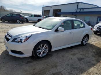  Salvage Subaru Legacy