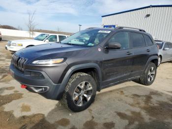  Salvage Jeep Cherokee