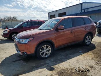  Salvage Mitsubishi Outlander
