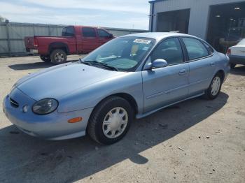  Salvage Ford Taurus