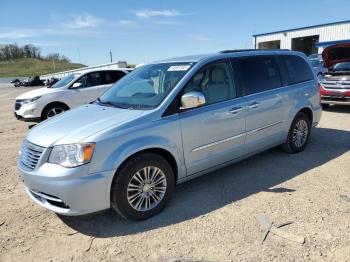  Salvage Chrysler Minivan