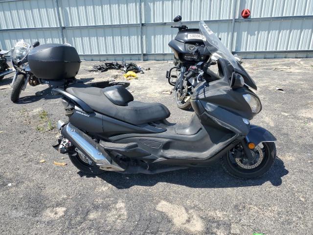 Salvage Suzuki Scooter