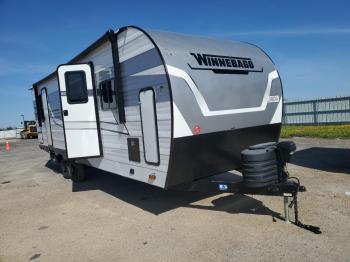  Salvage Winnebago 5th Wheel
