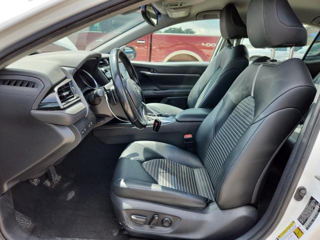 Toyota Camry L Image 4