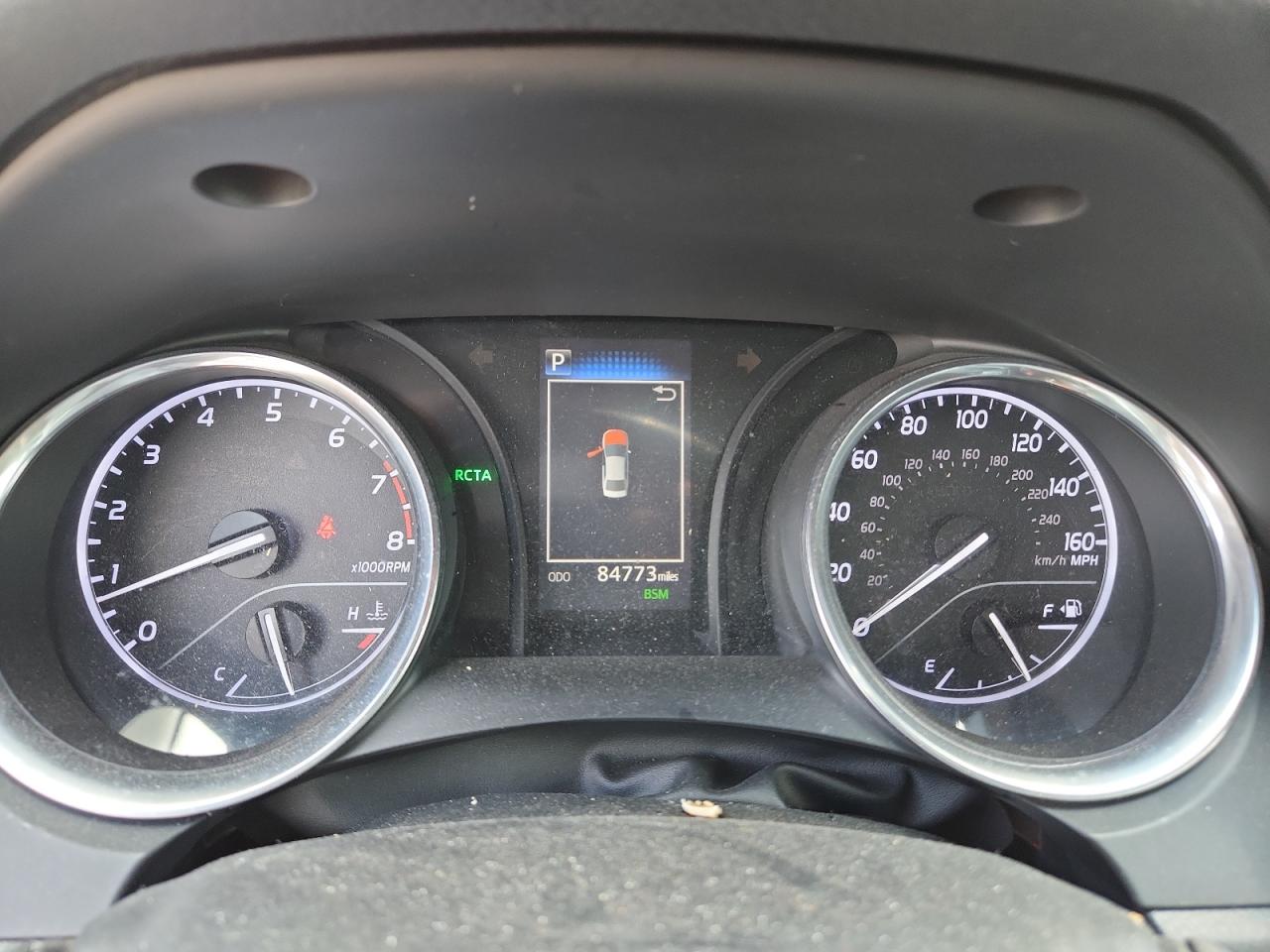 Toyota Camry L Image 8