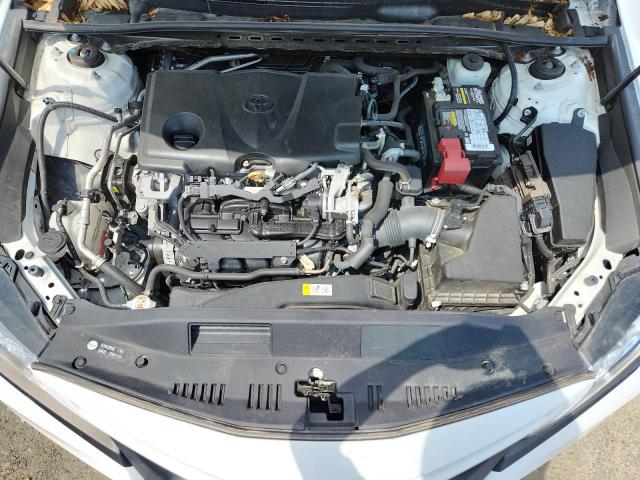 Toyota Camry L Image 11