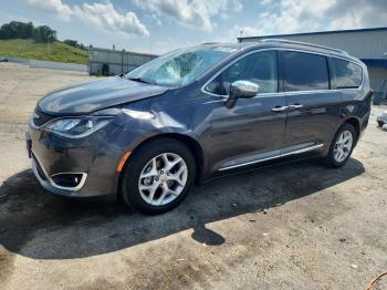  Salvage Chrysler Pacifica