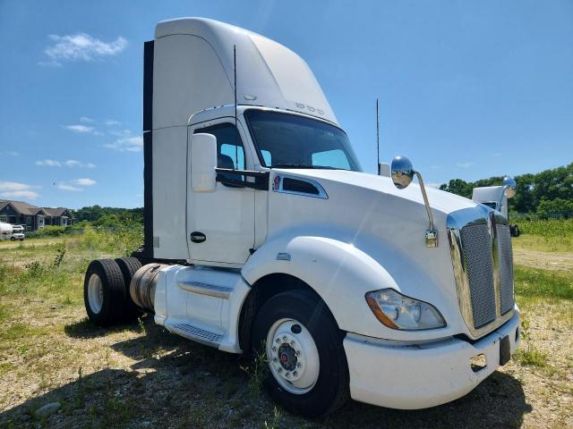  Salvage Kenworth T680