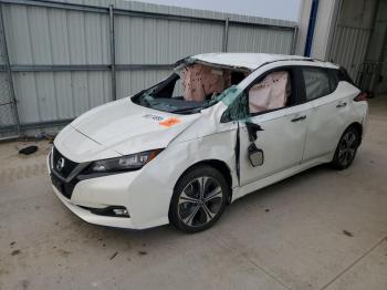  Salvage Nissan LEAF