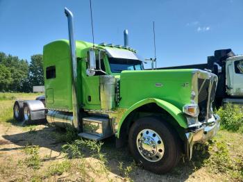  Salvage Peterbilt 389