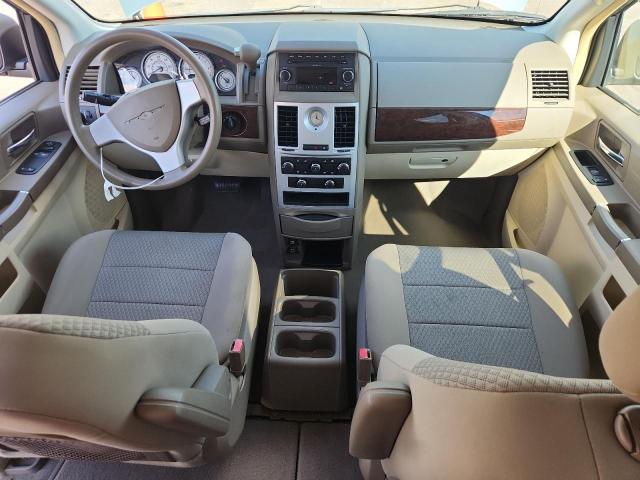 Chrysler Minivan Lx Image 11