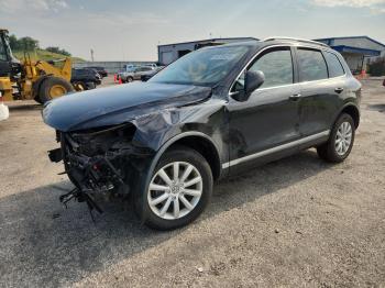  Salvage Volkswagen Touareg