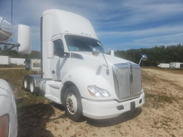 Salvage Kenworth T680