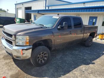  Salvage Chevrolet Silverado 2500