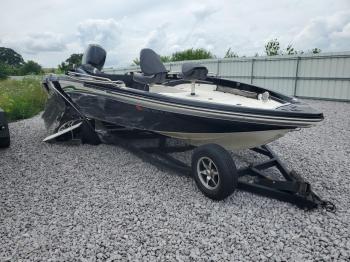  Salvage Larson Boat