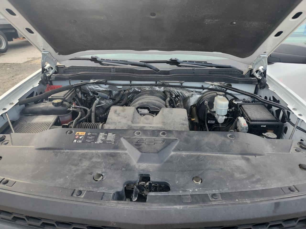 Chevrolet Silverado K1500 Image 9