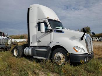  Salvage Kenworth T680