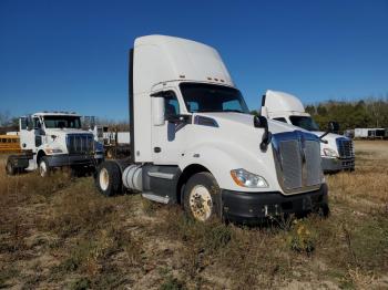  Salvage Kenworth T680