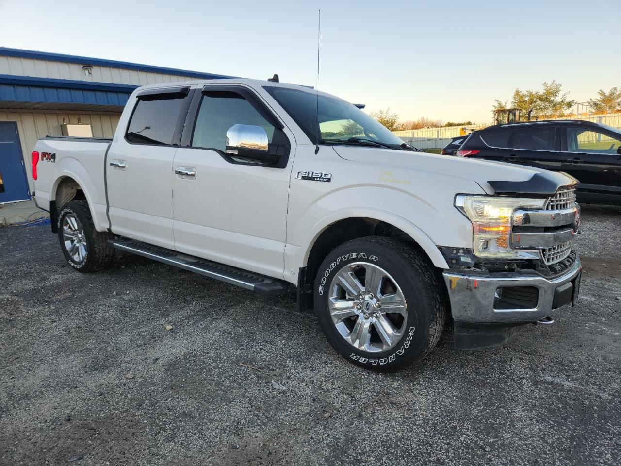 Ford F-150 Supercrew Image 12