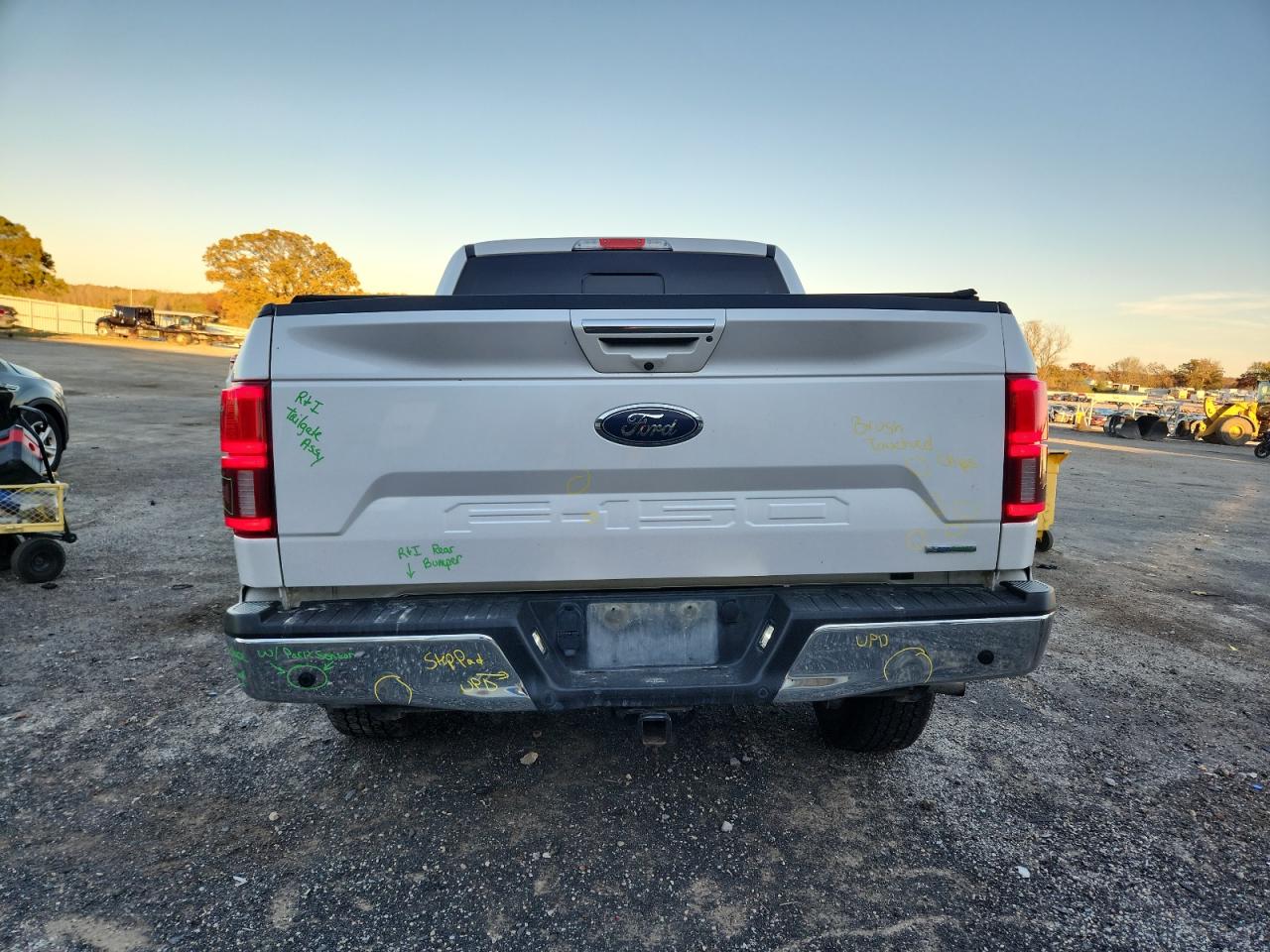 Ford F-150 Supercrew Image 9