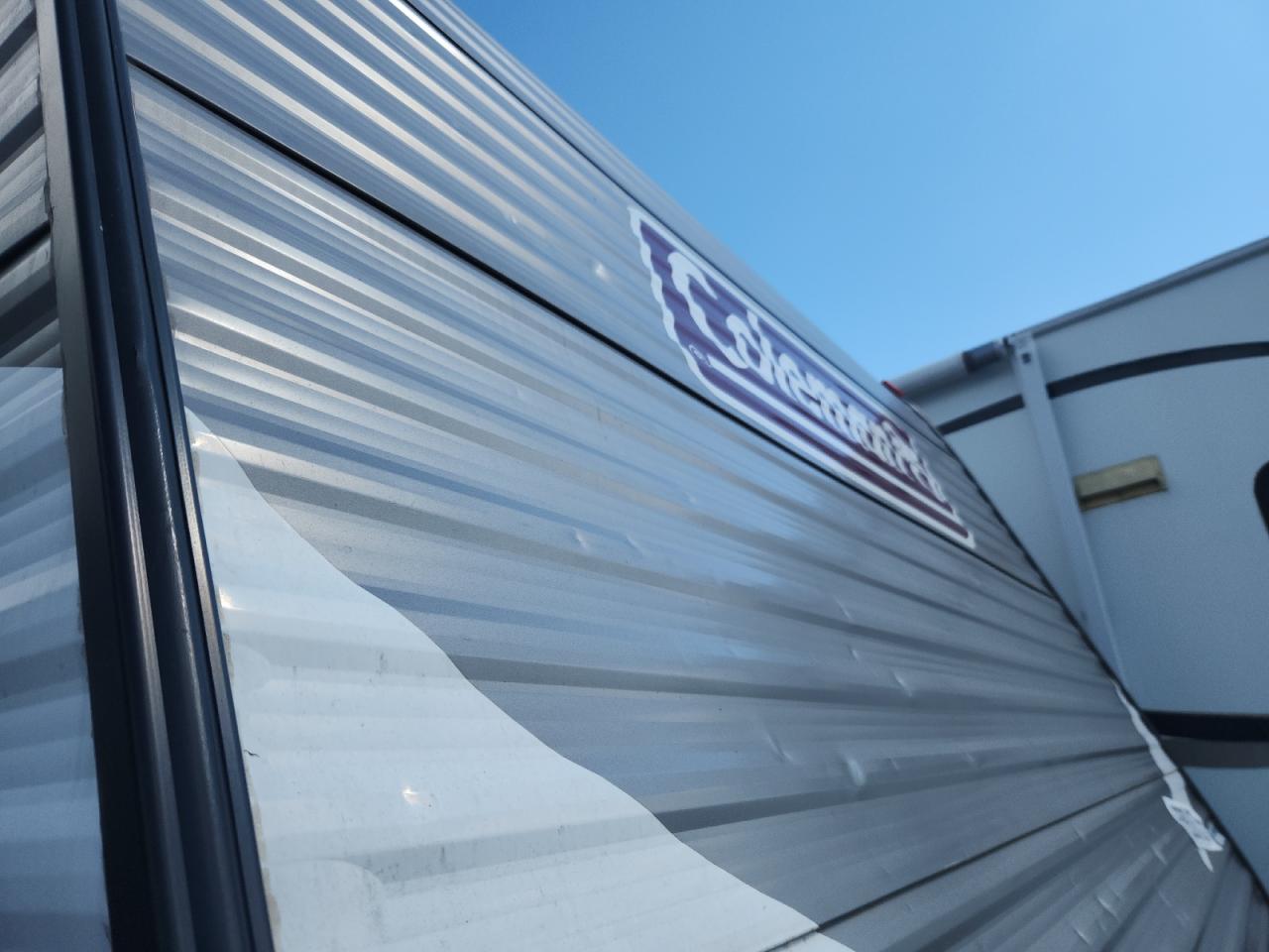 Dutchmen Coleman Image 9