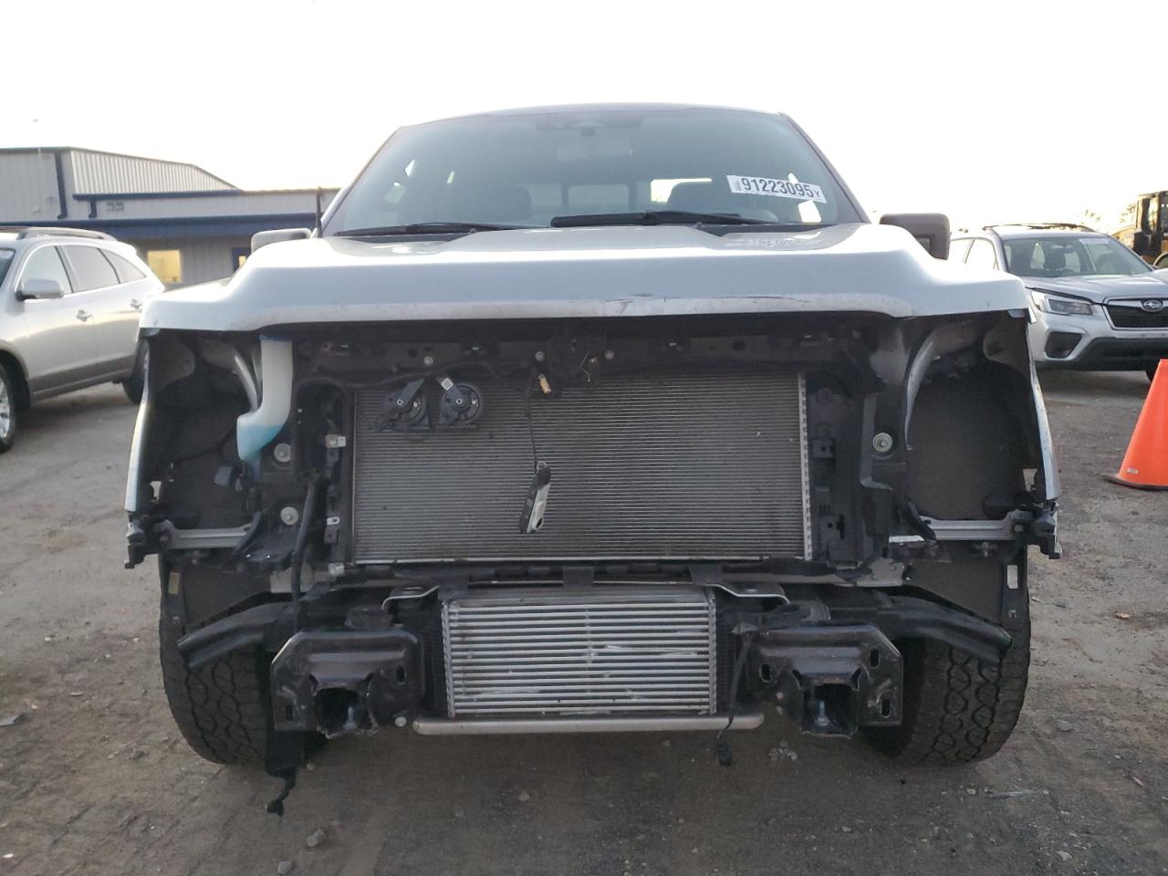 Ford F-150 Xlt Image 5