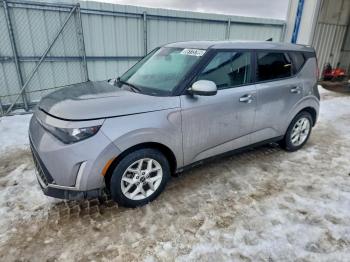  Salvage Kia Borrego