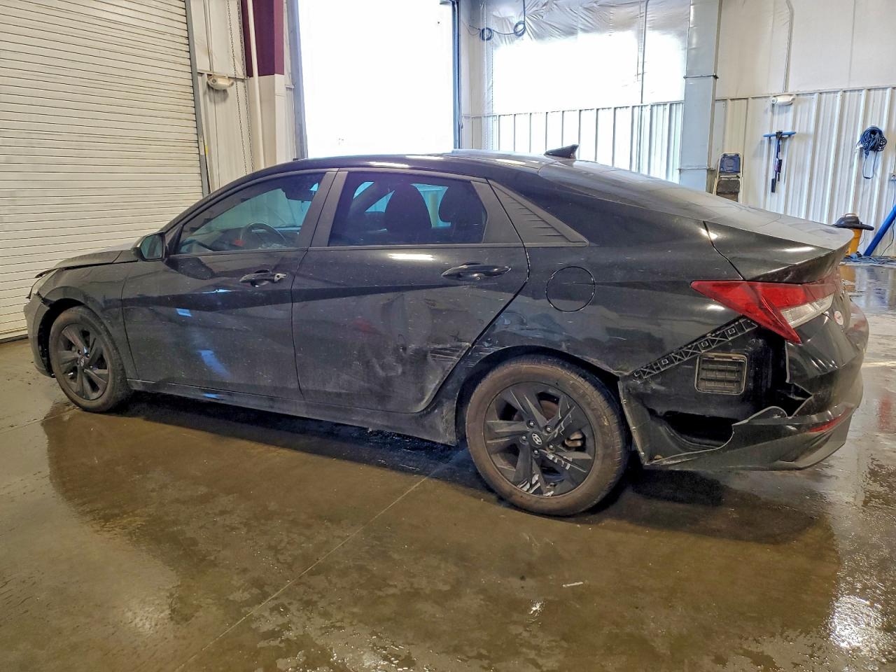 Hyundai ELANTRA Sel Image 8