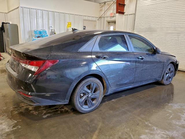 Hyundai ELANTRA Sel Image 4