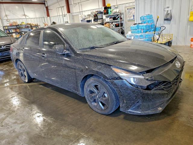 Hyundai ELANTRA Sel Image 3
