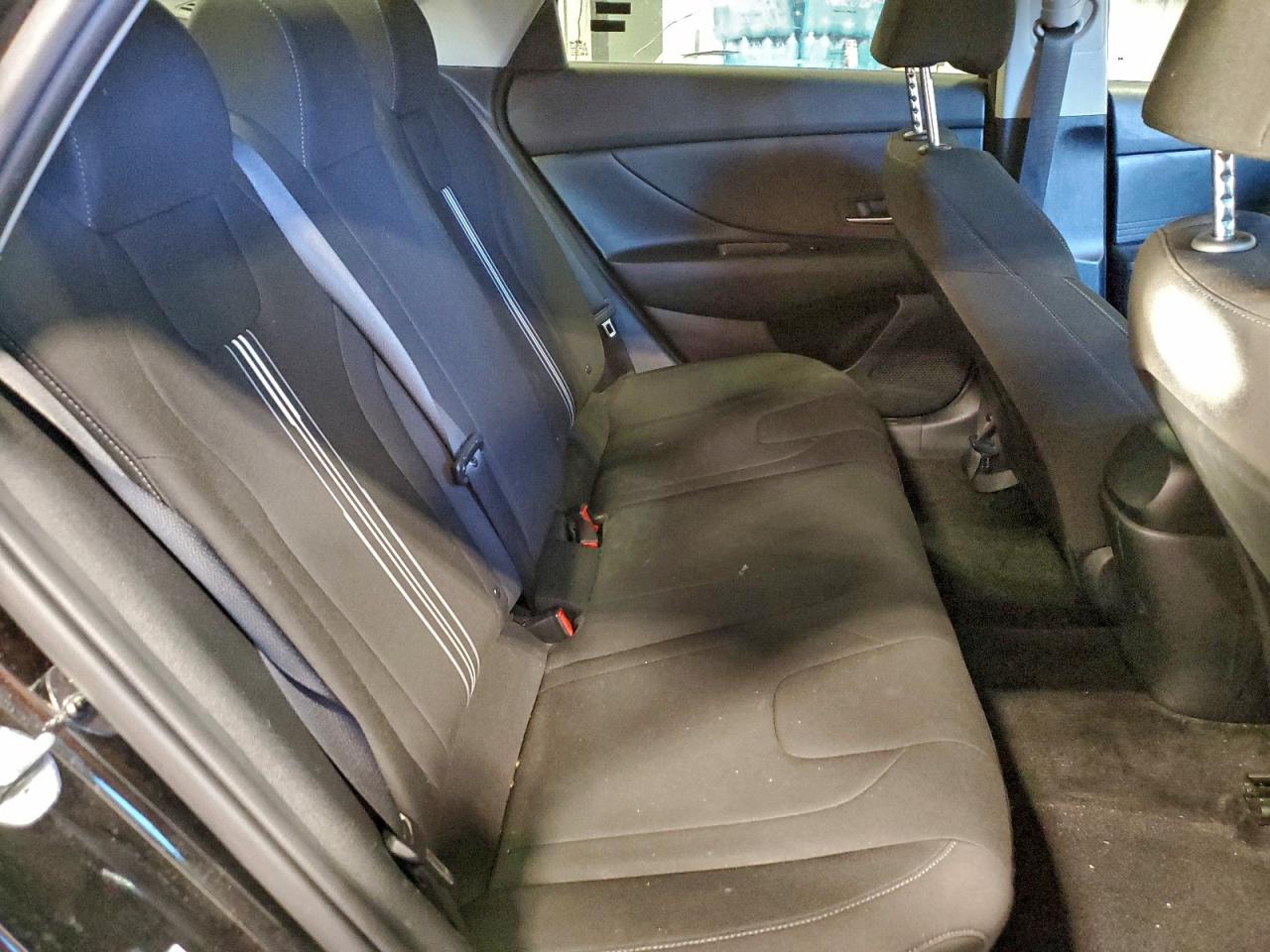 Hyundai ELANTRA Sel Image 11