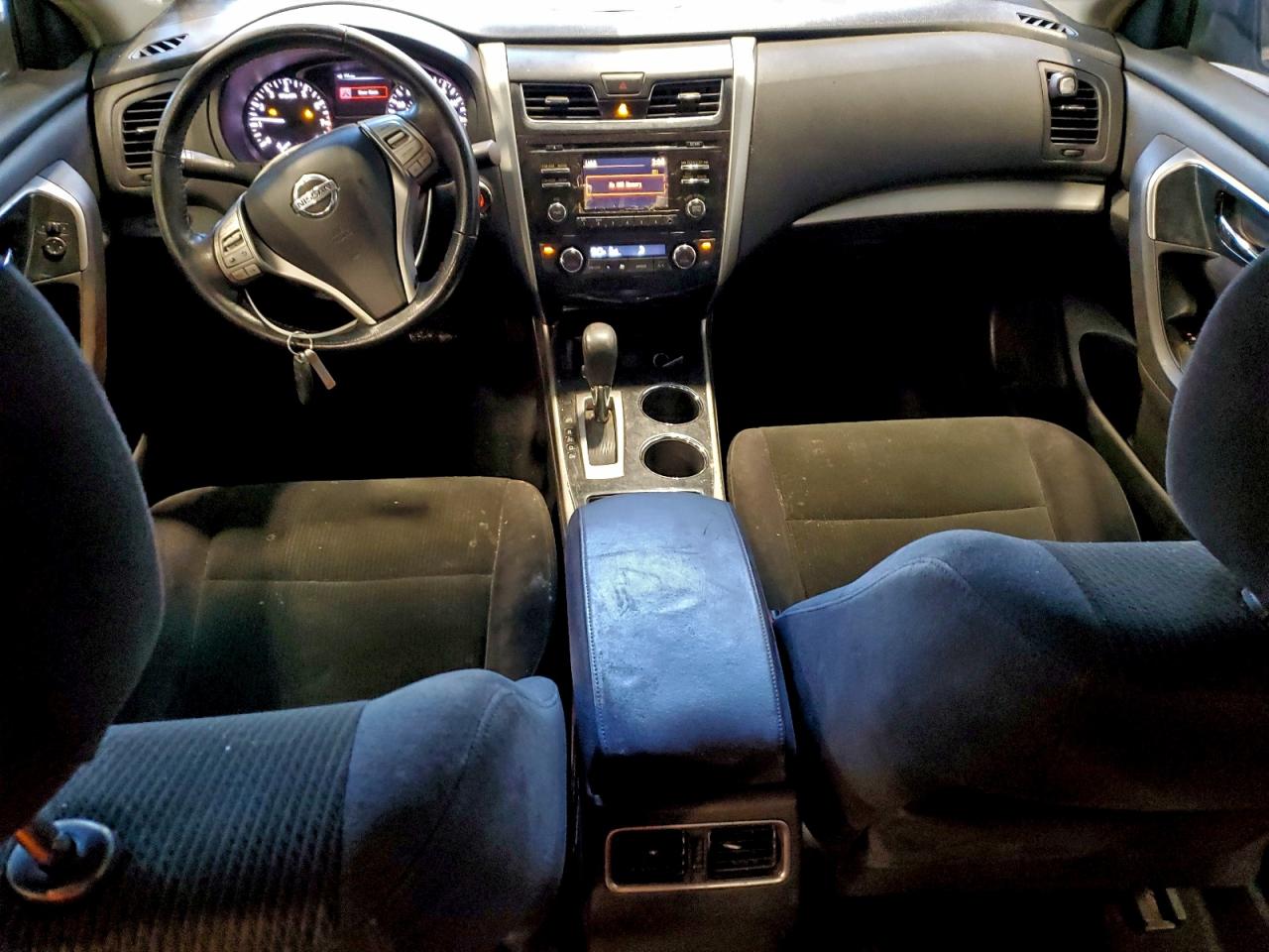 Nissan Altima 2.5 Image 8