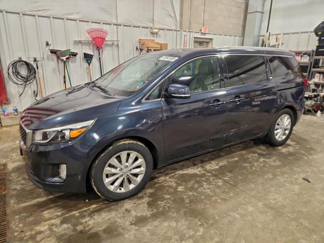  Salvage Kia Sedona