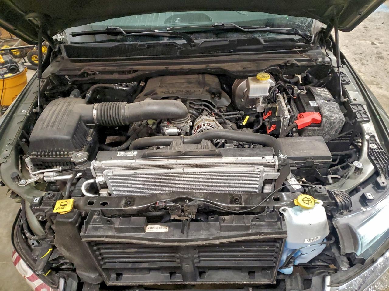 Ram 1500 Laramie Image 5