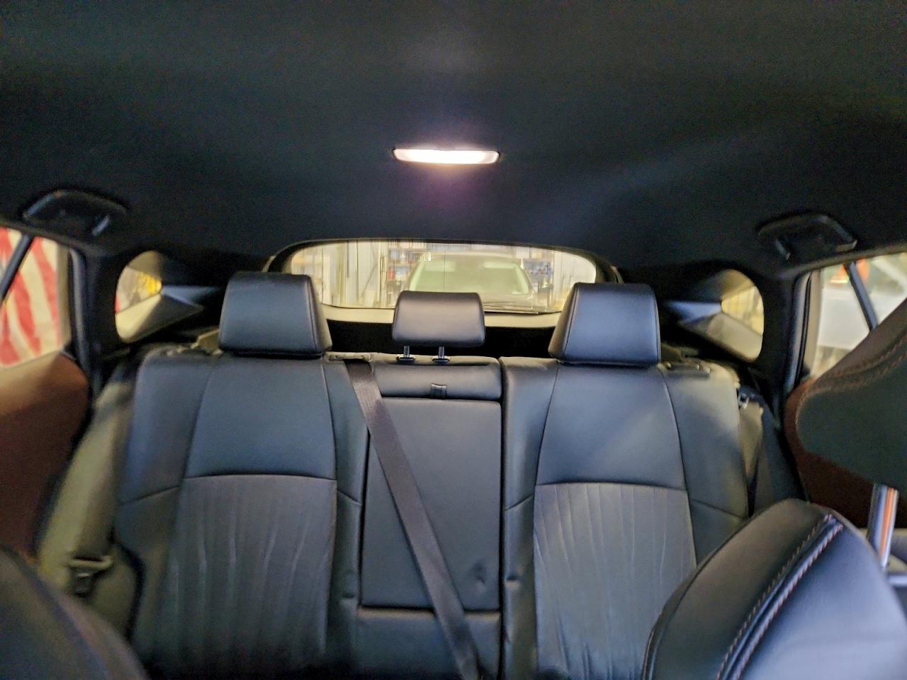 Toyota Venza Le Image 8