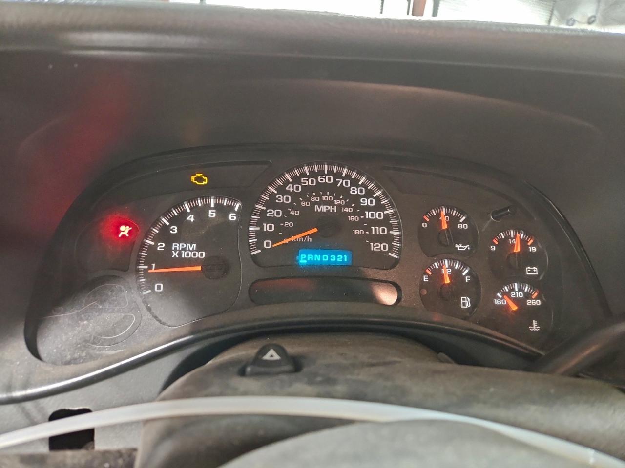 Chevrolet Silverado K1500 Image 7