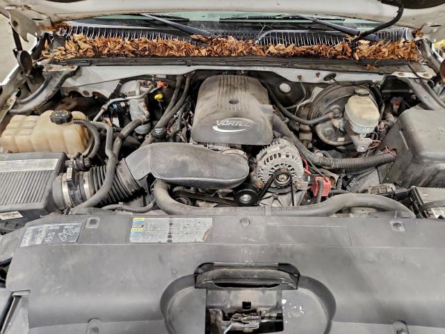 Chevrolet Silverado K1500 Image 11