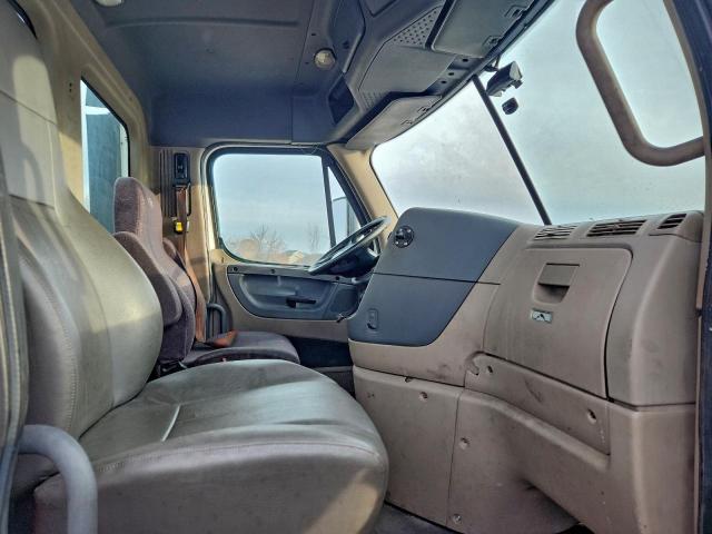 Freightliner Cascadia 1 Image 7