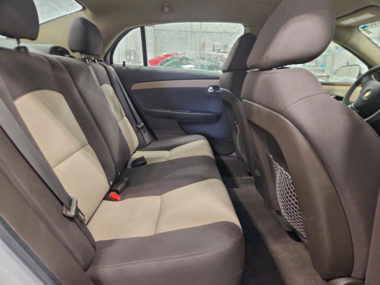 Chevrolet Malibu 1lt Image 4